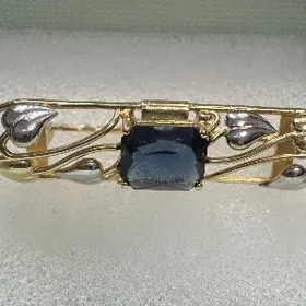 Yerewan broska Gyzyl