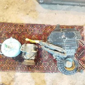 Tayota Sienna komplek kondsane