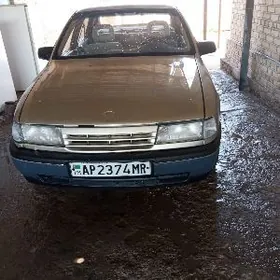 Opel Vectra 1992