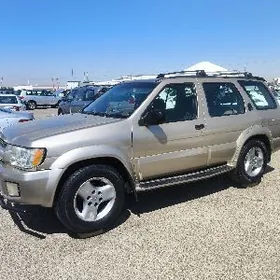 Nissan Pathfinder 2002