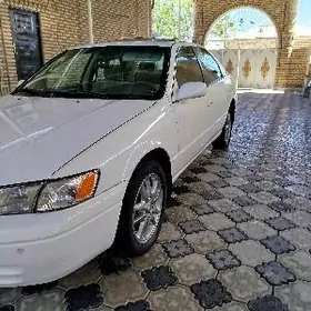 Toyota Camry 1999