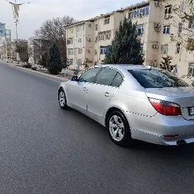 BMW E60 2005