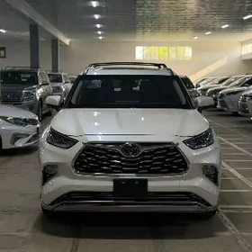 Toyota Highlander 2020