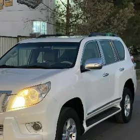 Toyota Land Cruiser Prado 2010