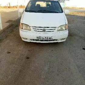 Toyota Sienna 2002