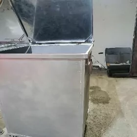 Musor yashik Asenkoviy