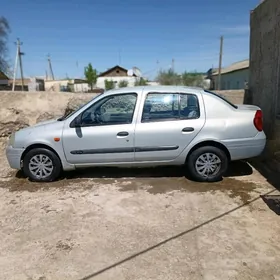 Renault Clio 2000