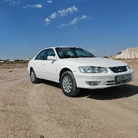 Toyota Camry 2001