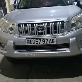 Toyota Land Cruiser Prado 2010