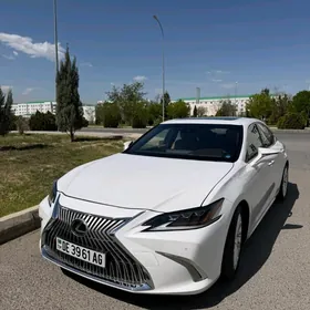 Lexus ES 350 2021