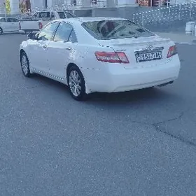Toyota Camry 2010