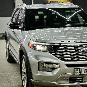 Ford Explorer 2022