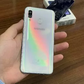 Galaxy A40