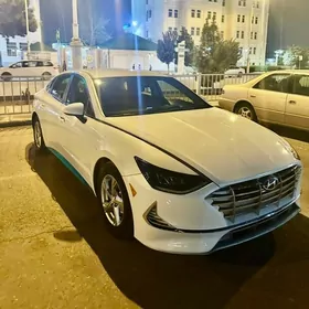 Hyundai Sonata 2021
