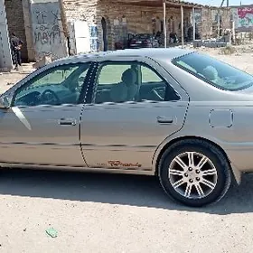 Toyota Camry 2001