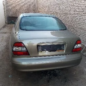 Daewoo Leganza 1998