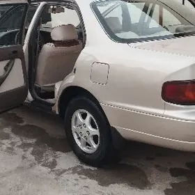 Toyota Camry 1996