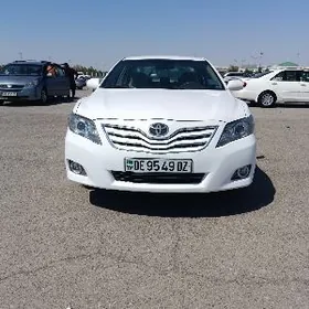 Toyota Camry 2010