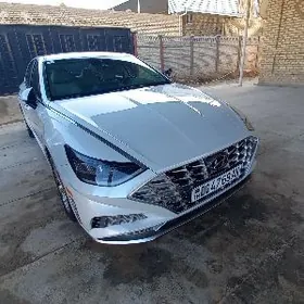 Hyundai Sonata 2021