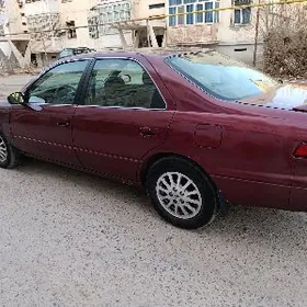 Toyota Camry 1998