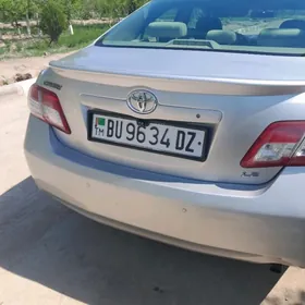 Toyota Camry 2011