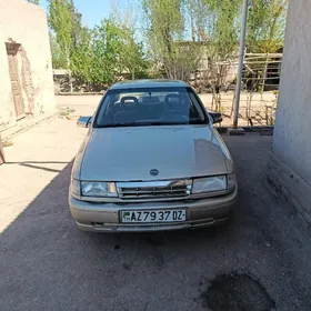 Opel Vectra 1992