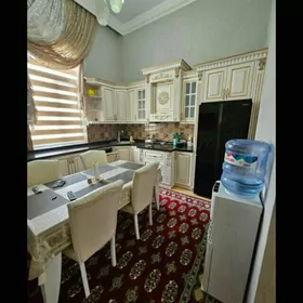 Аренда 4 ком элитка Московская