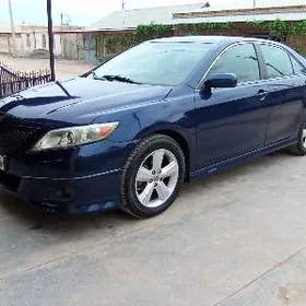 Toyota Camry 2010