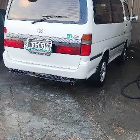 Toyota Hiace 1991
