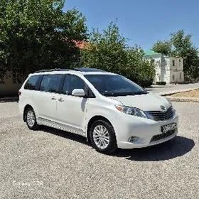 Toyota Sienna 2015