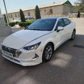 Hyundai Sonata 2022
