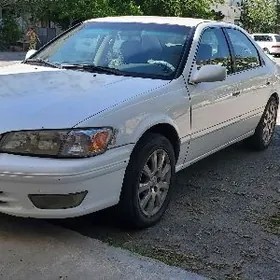 Toyota Camry 2000