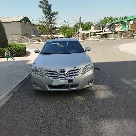 Toyota Camry 2010