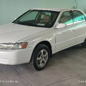 Toyota Camry 1999
