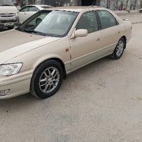 Toyota Camry 2000