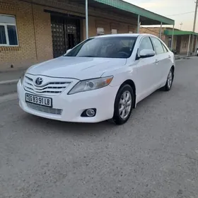 Toyota Camry 2010