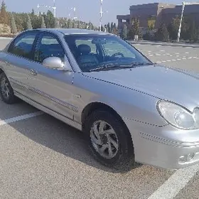 Hyundai Sonata 2005