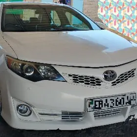Toyota Camry 2012
