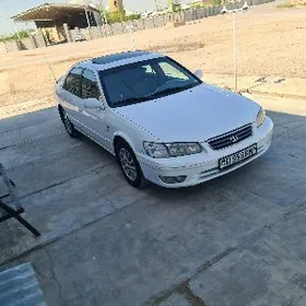 Toyota Camry 2000