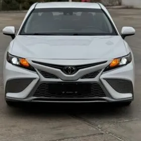 Toyota Camry 2022