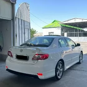 Toyota Corolla 2013