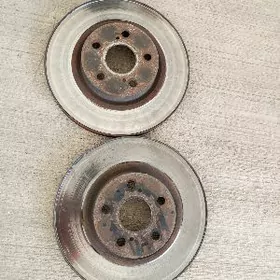 Tormyznoý diska Toyota carolla