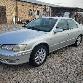 Toyota Camry 2001