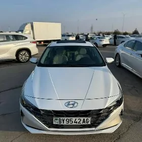 Hyundai Elantra 2021