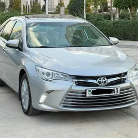 Toyota Camry 2017