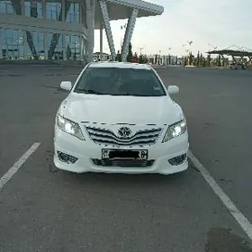 Toyota Camry 2010