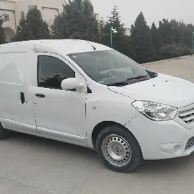Nissan NV1500 2021