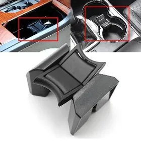 Zažim podstakannik Camry