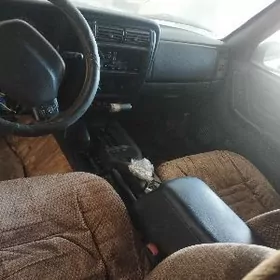 Jeep Cherokee 2001