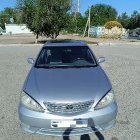 Toyota Camry 2004